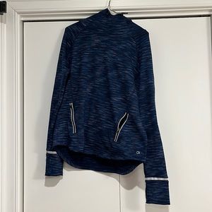 Gap fit - medium running pull over